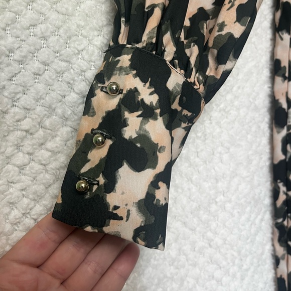 H&M Womens Shift Dress Black Green and Cream Patterned Long Sleeve Dress Small - Picture 4 of 11